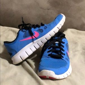 Blue Nike Free 5.0
